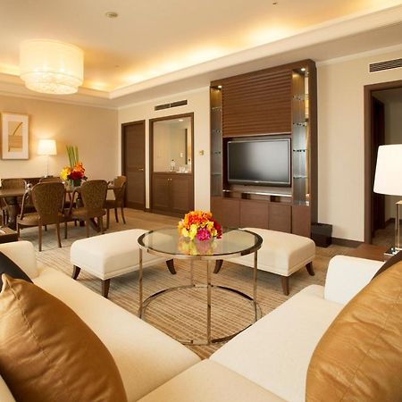 Jr Hotel Clement Токусима Экстерьер фото