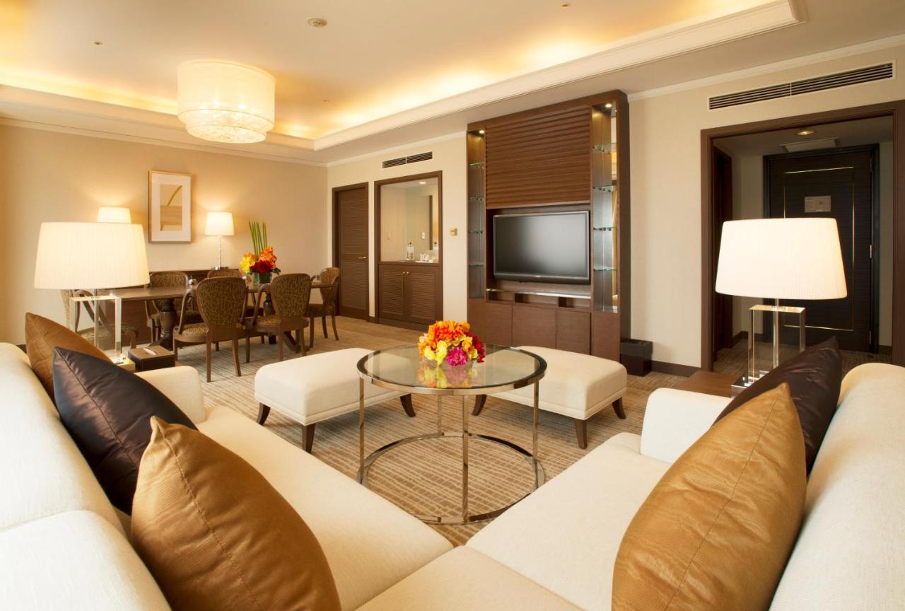 Jr Hotel Clement Токусима Экстерьер фото