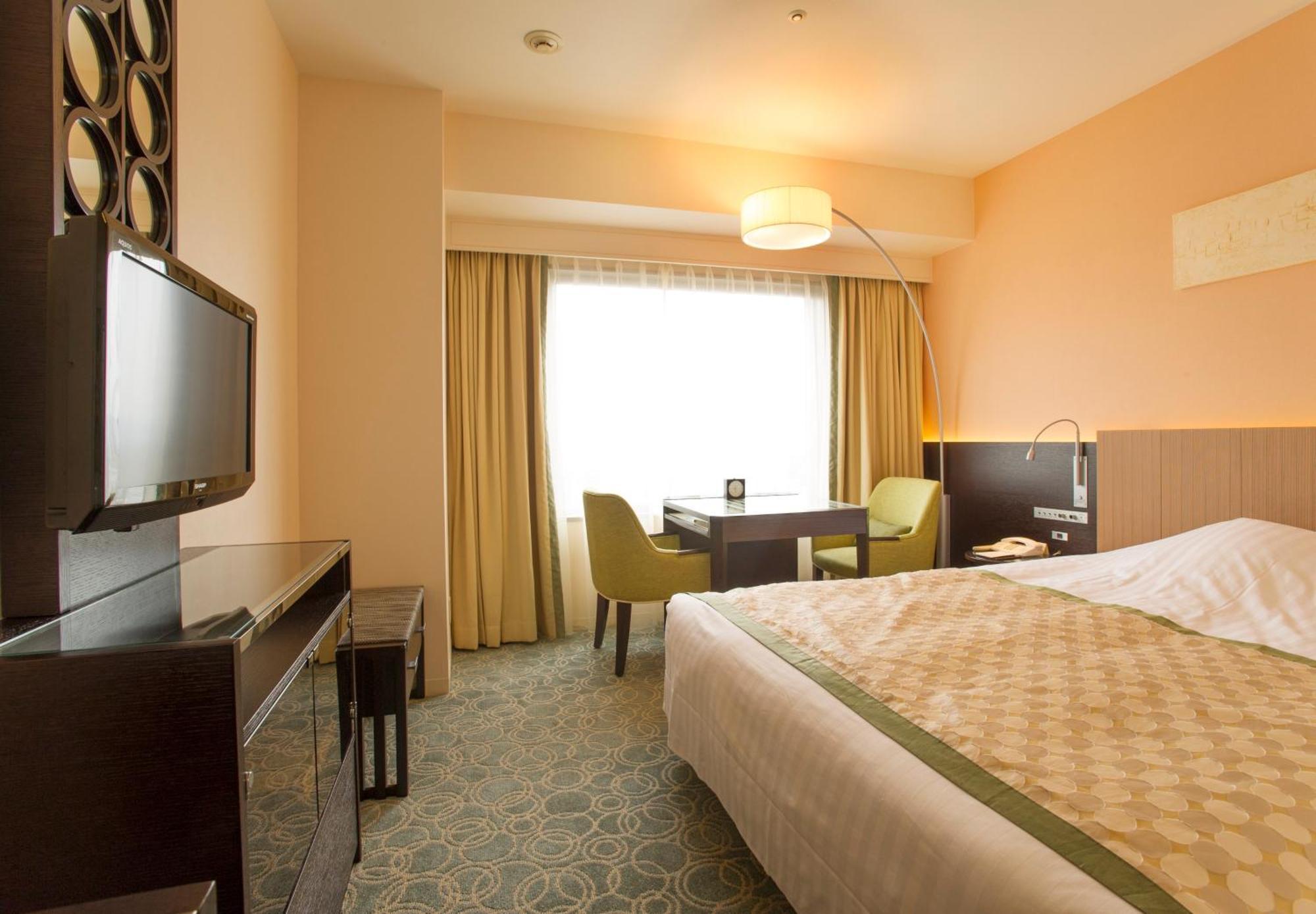 Jr Hotel Clement Токусима Экстерьер фото