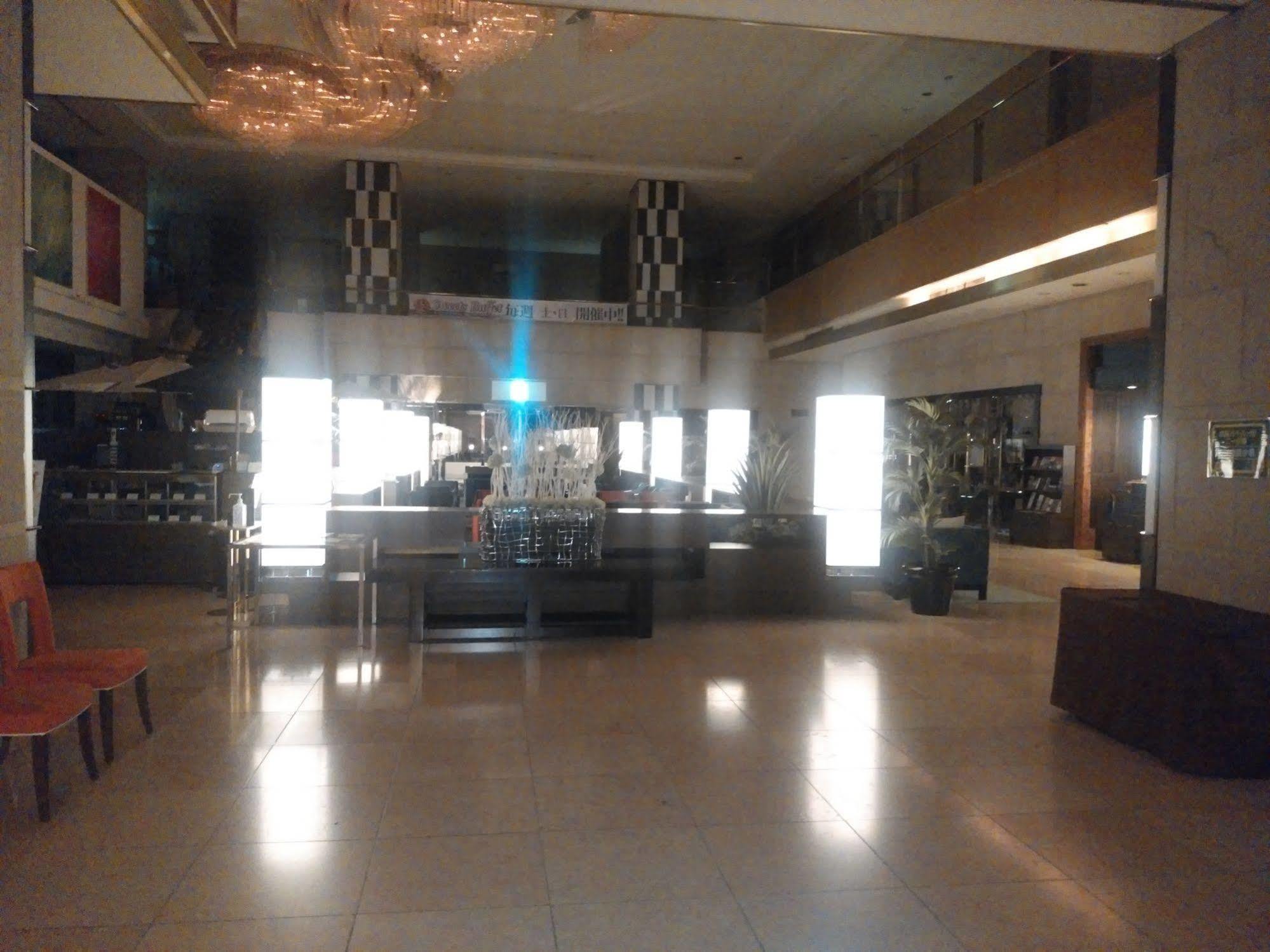Jr Hotel Clement Токусима Экстерьер фото